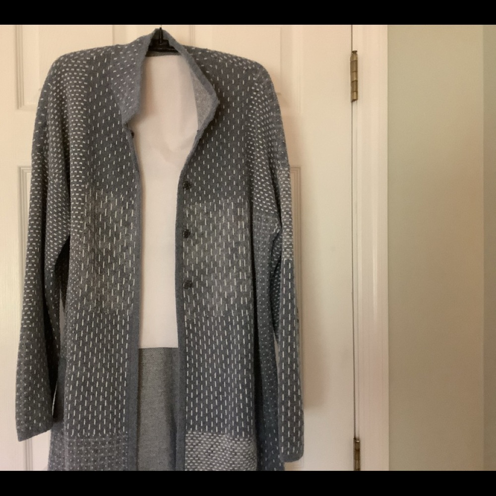 Sweater topper - Picture 4 of 15